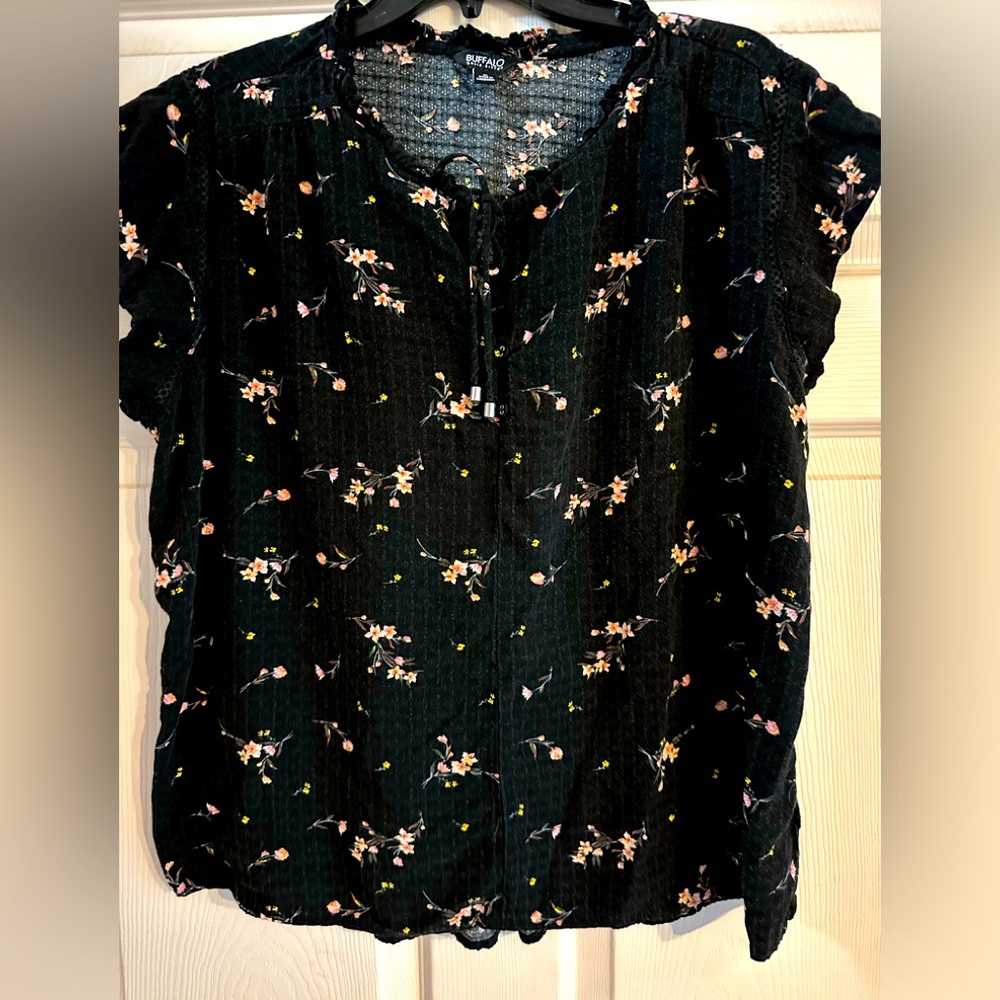 EUC Buffalo David Bitton Black‎ Floral Blouse Size XL